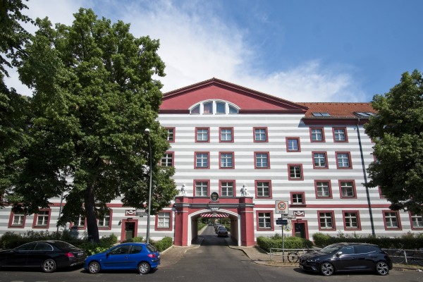 Schillerhof II - III